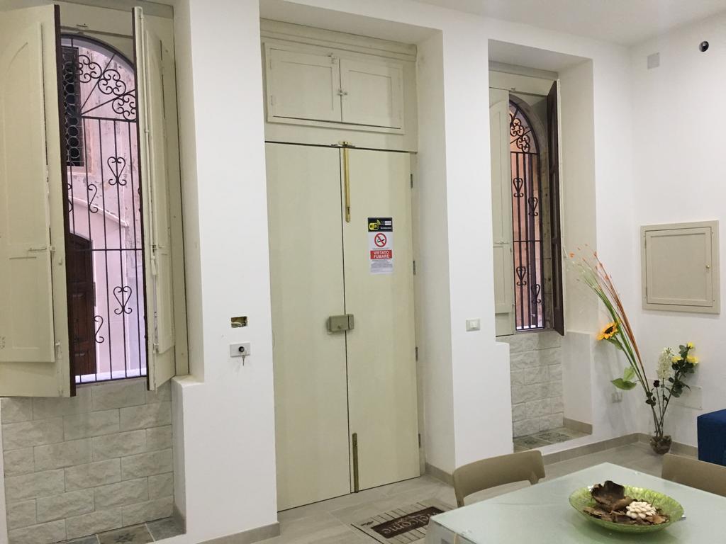 Casa Vacanze Ortigia Сиракуза Екстериор снимка